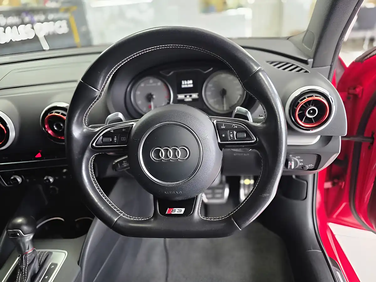 Used 2015 Audi S3 Saloon Red - Interior and Exterior details 9