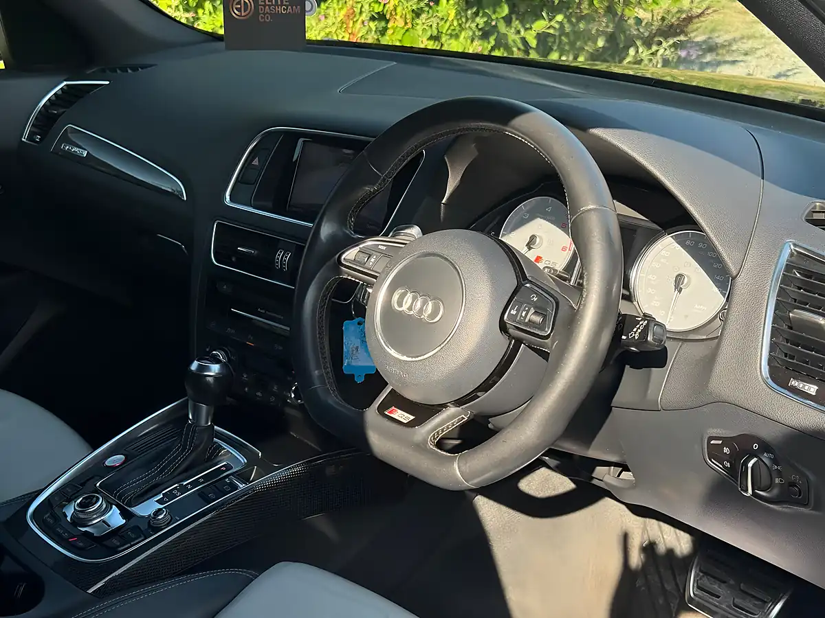 Used 2015 Audi SQ5 Black - Interior and Exterior details 10