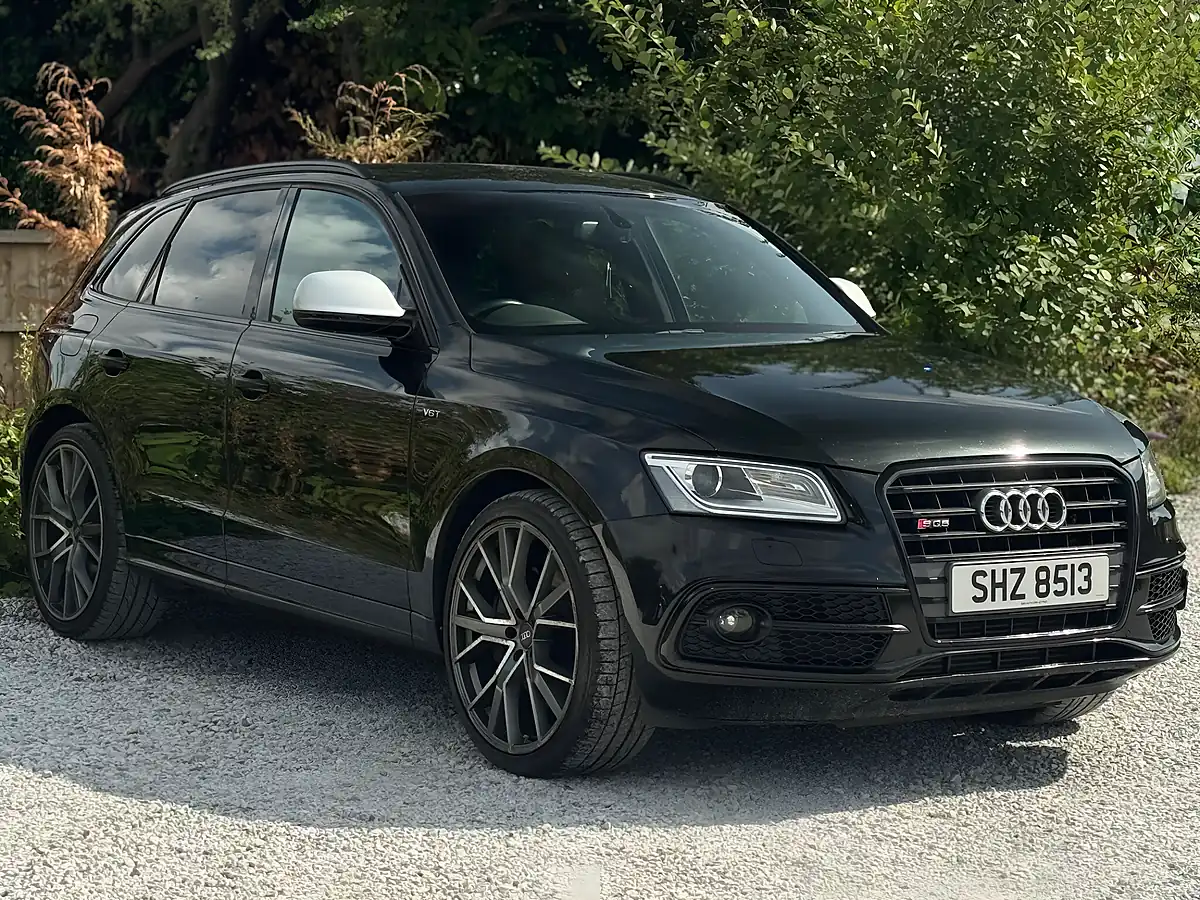 Used 2015 Audi SQ5 Black - Interior and Exterior details 3