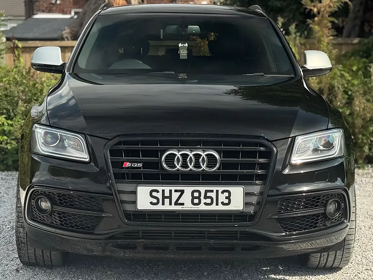 Used 2015 Audi SQ5 Black - Interior and Exterior details 5