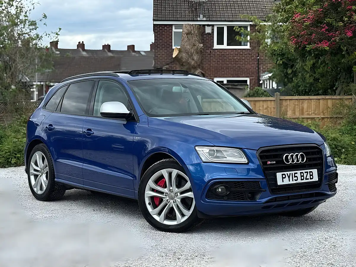Used 2015 Audi SQ5 Blue - Interior and Exterior details 17