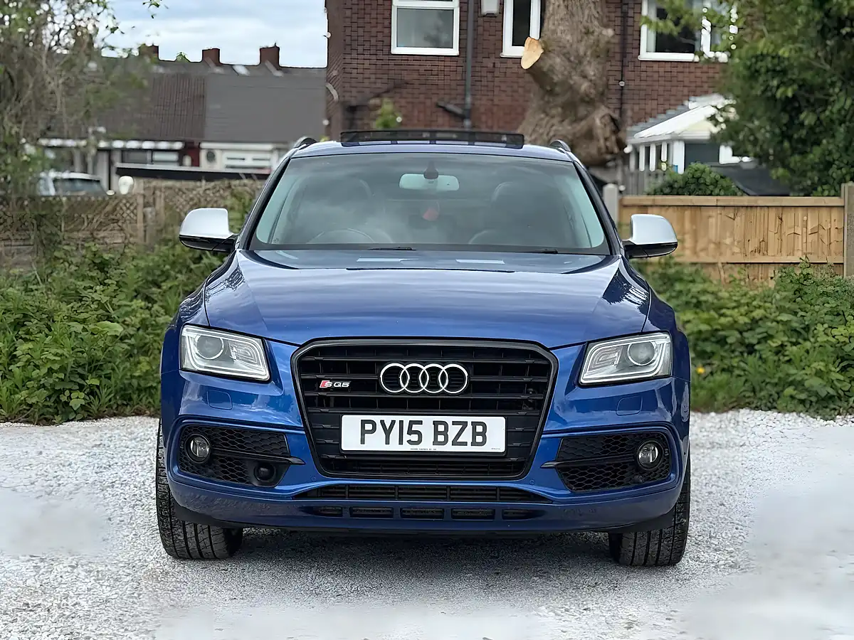 Used 2015 Audi SQ5 Blue - Interior and Exterior details 5