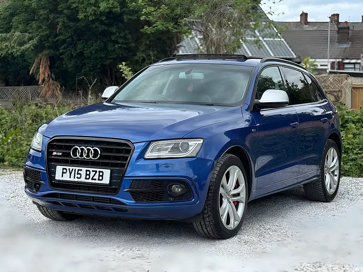 Used 2015 Audi SQ5 Blue - Interior and Exterior details 6