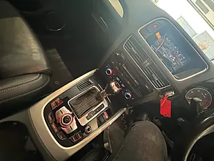 Used 2015 Audi SQ5 Blue - Interior and Exterior details 11