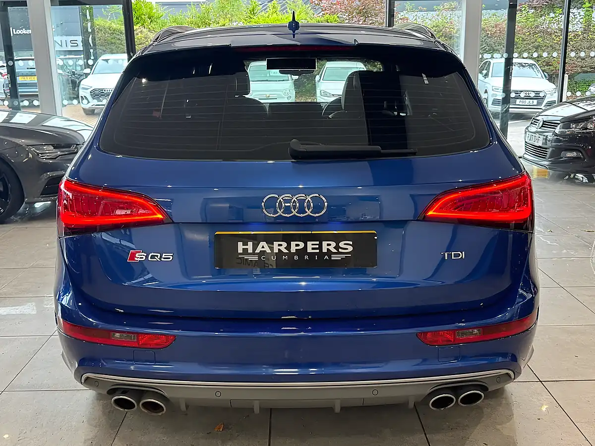 Used 2015 Audi SQ5 Blue - Interior and Exterior details 5