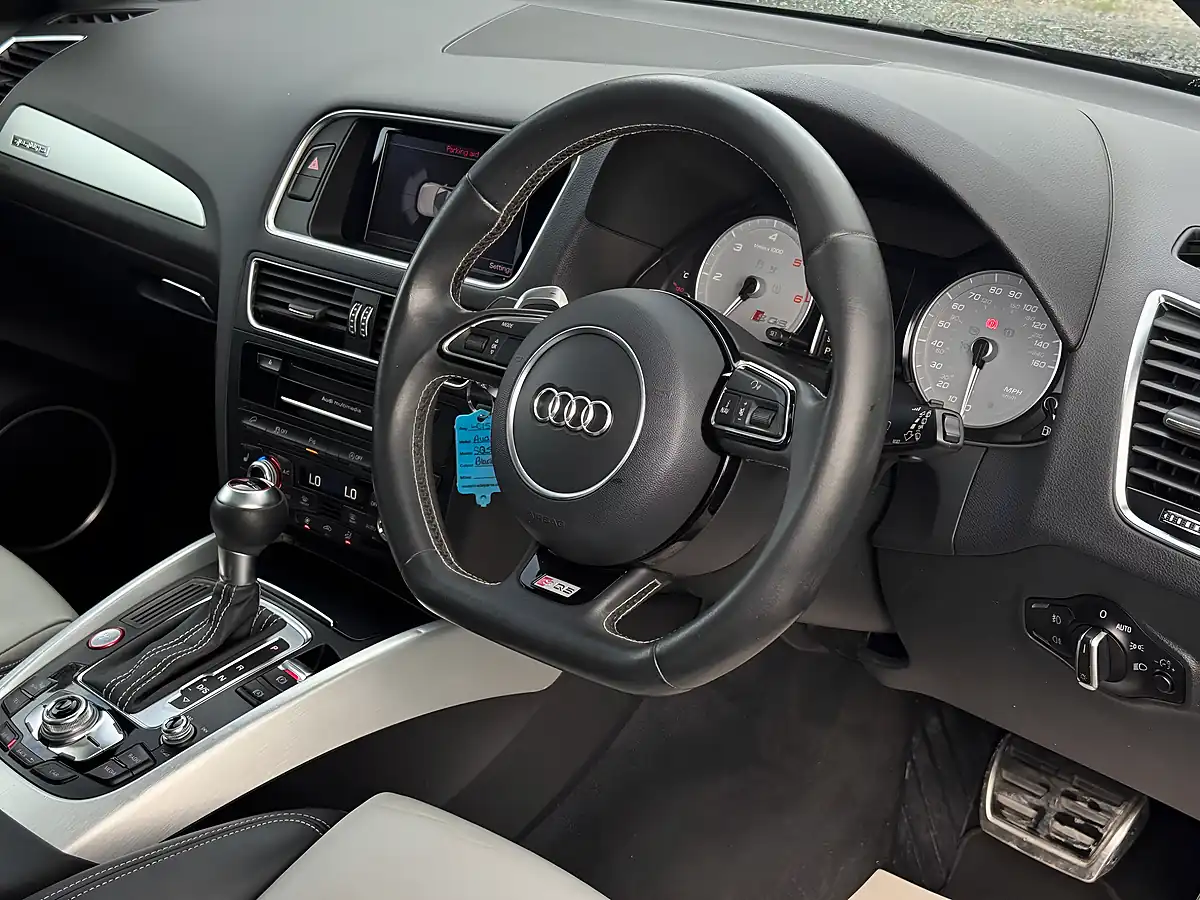 Used 2015 Audi SQ5 S Design Black - Interior and Exterior details 10