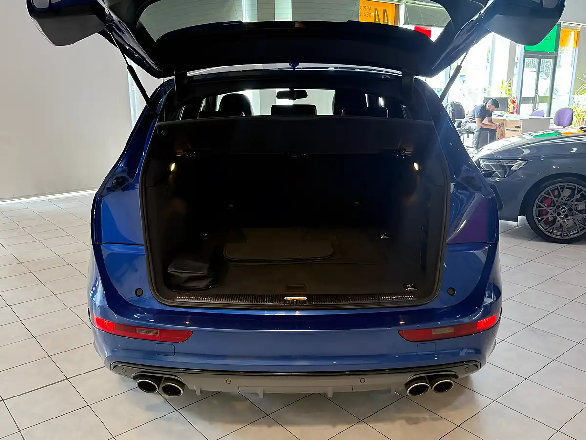 Used 2015 Audi SQ5 S Design Blue - Interior and Exterior details 11