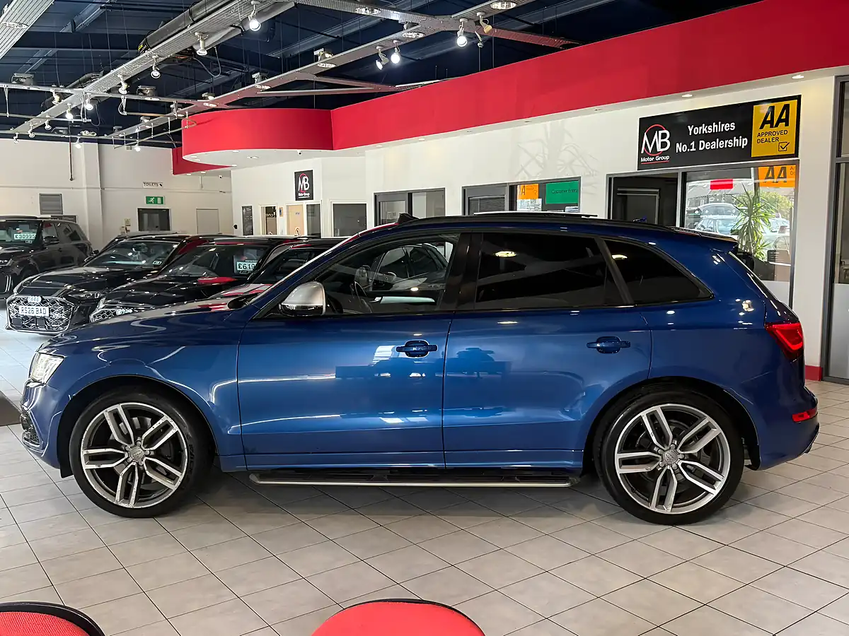 Used 2015 Audi SQ5 S Design Blue - Interior and Exterior details 7