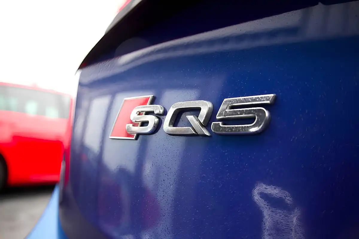 Used 2015 Audi SQ5 S Design Blue - Interior and Exterior details 13