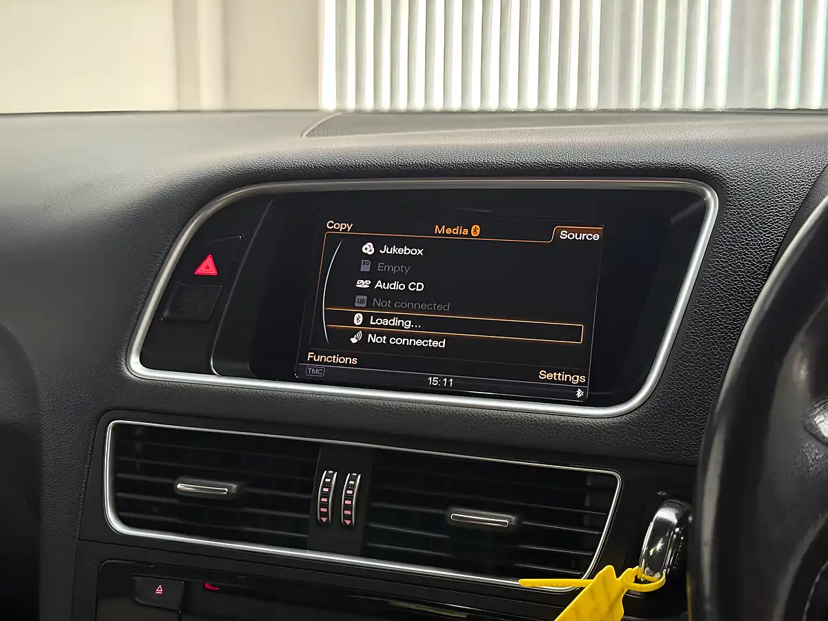 Used 2015 Audi SQ5 S Silver - Interior and Exterior details 19