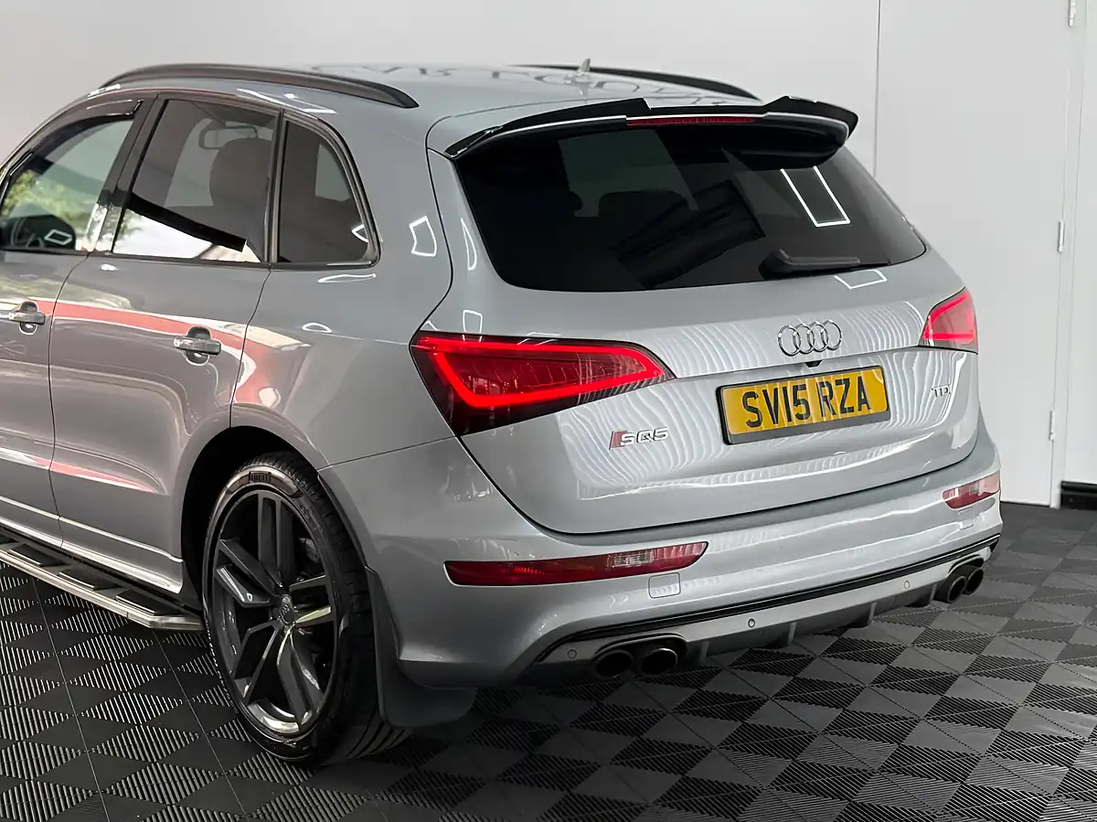 Used 2015 Audi SQ5 S Silver - Interior and Exterior details 6