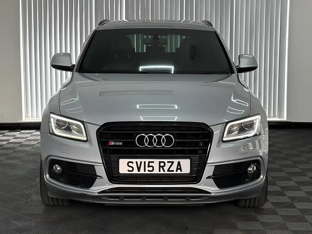 Used 2015 Audi SQ5 S Silver - Interior and Exterior details 7