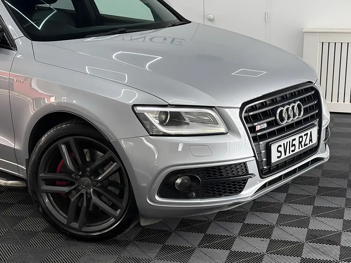 Used 2015 Audi SQ5 S Silver - Interior and Exterior details 9