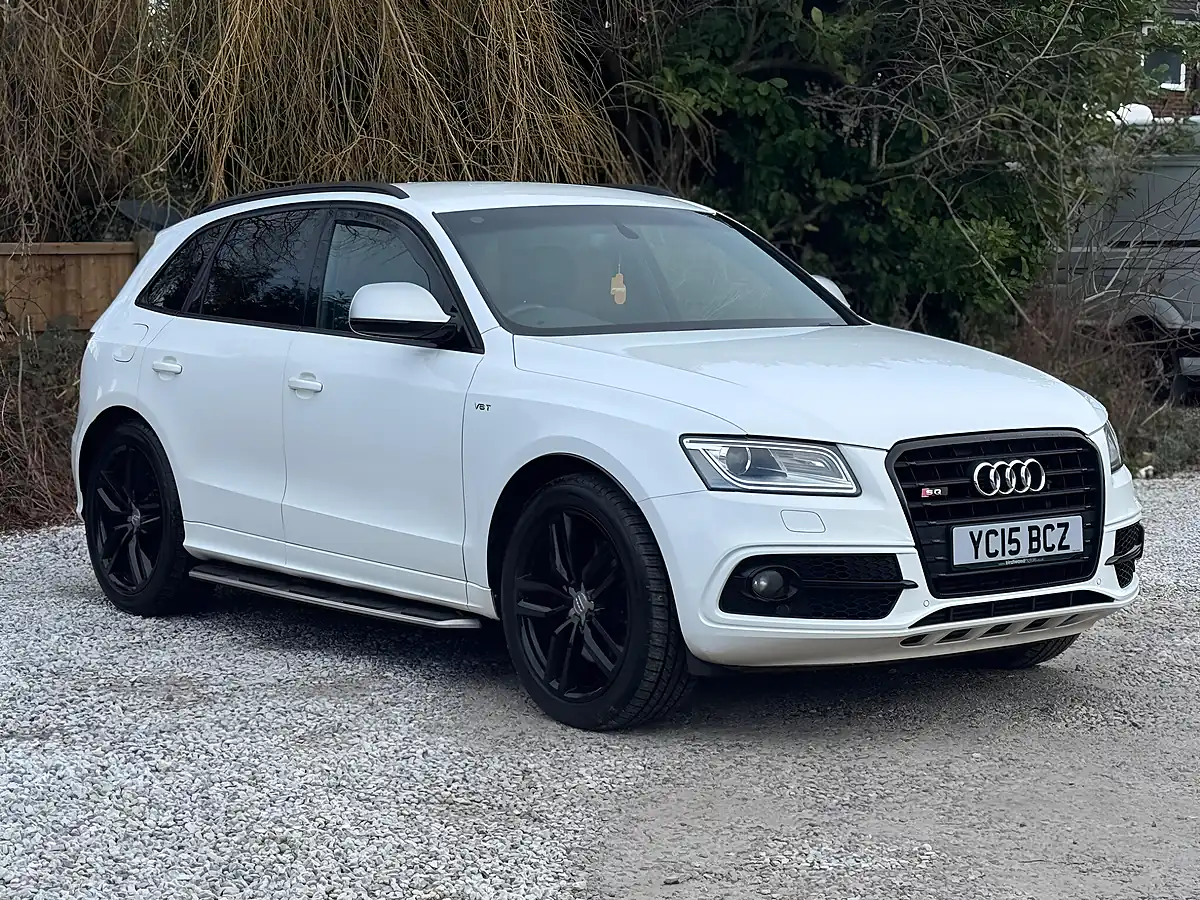 Used 2015 Audi SQ5 White - Interior and Exterior details 3