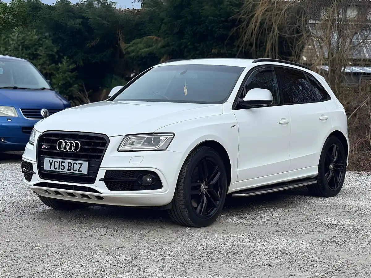 Used 2015 Audi SQ5 White - Interior and Exterior details 6