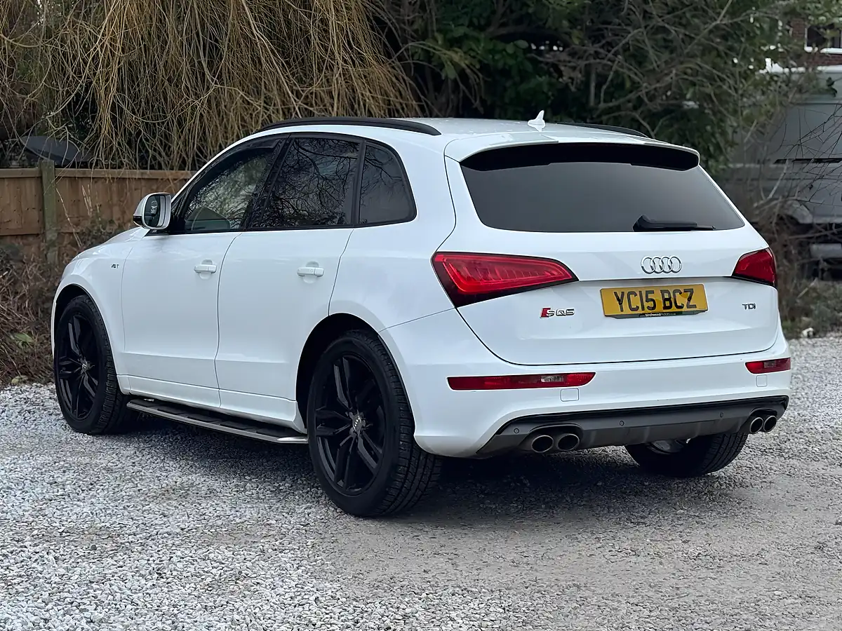 Used 2015 Audi SQ5 White - Interior and Exterior details 7