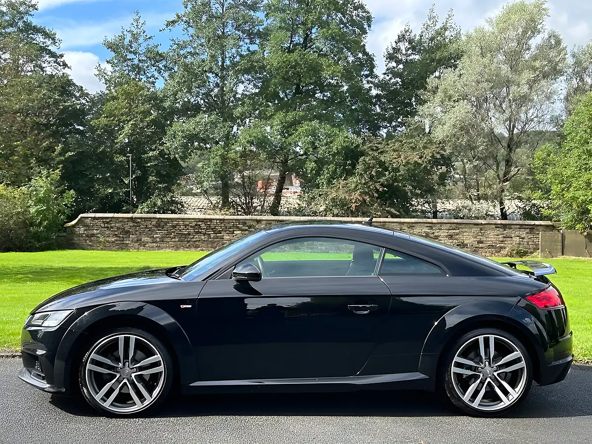 Used 2015 Audi Tt S Line Black - Interior and Exterior details 11