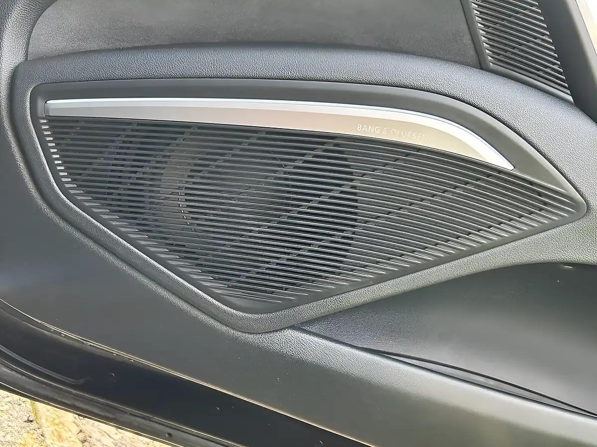 Used 2015 Audi Tt S Line Black - Interior and Exterior details 9