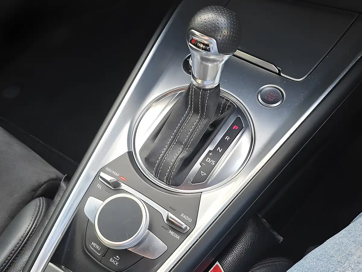 Used 2015 Audi Tt S Line Red - Interior and Exterior details 12