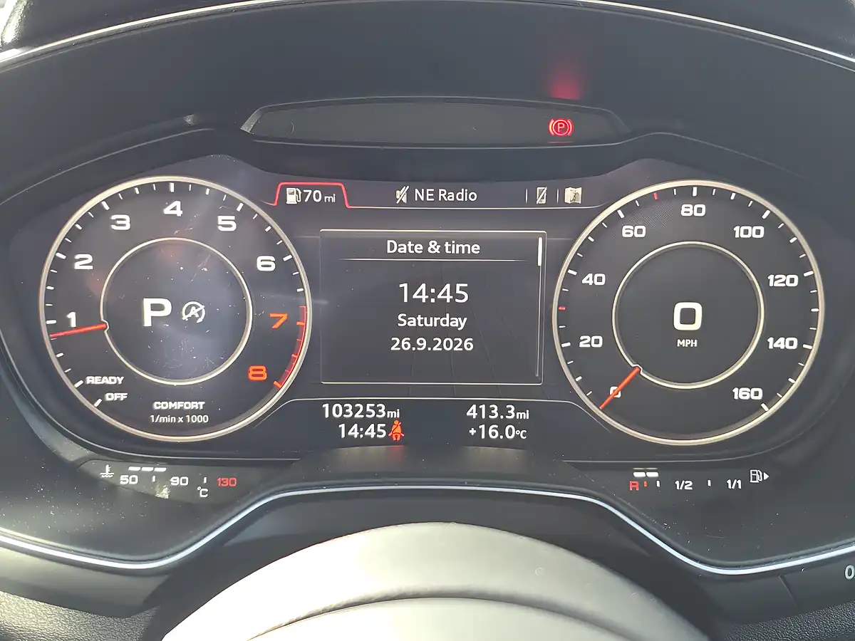 Used 2015 Audi Tt S Line Red - Interior and Exterior details 8