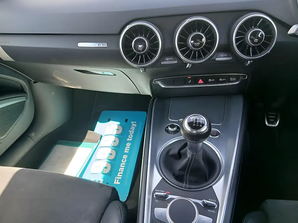 Used 2015 Audi Tt S Line Roadster White - Interior and Exterior details 18