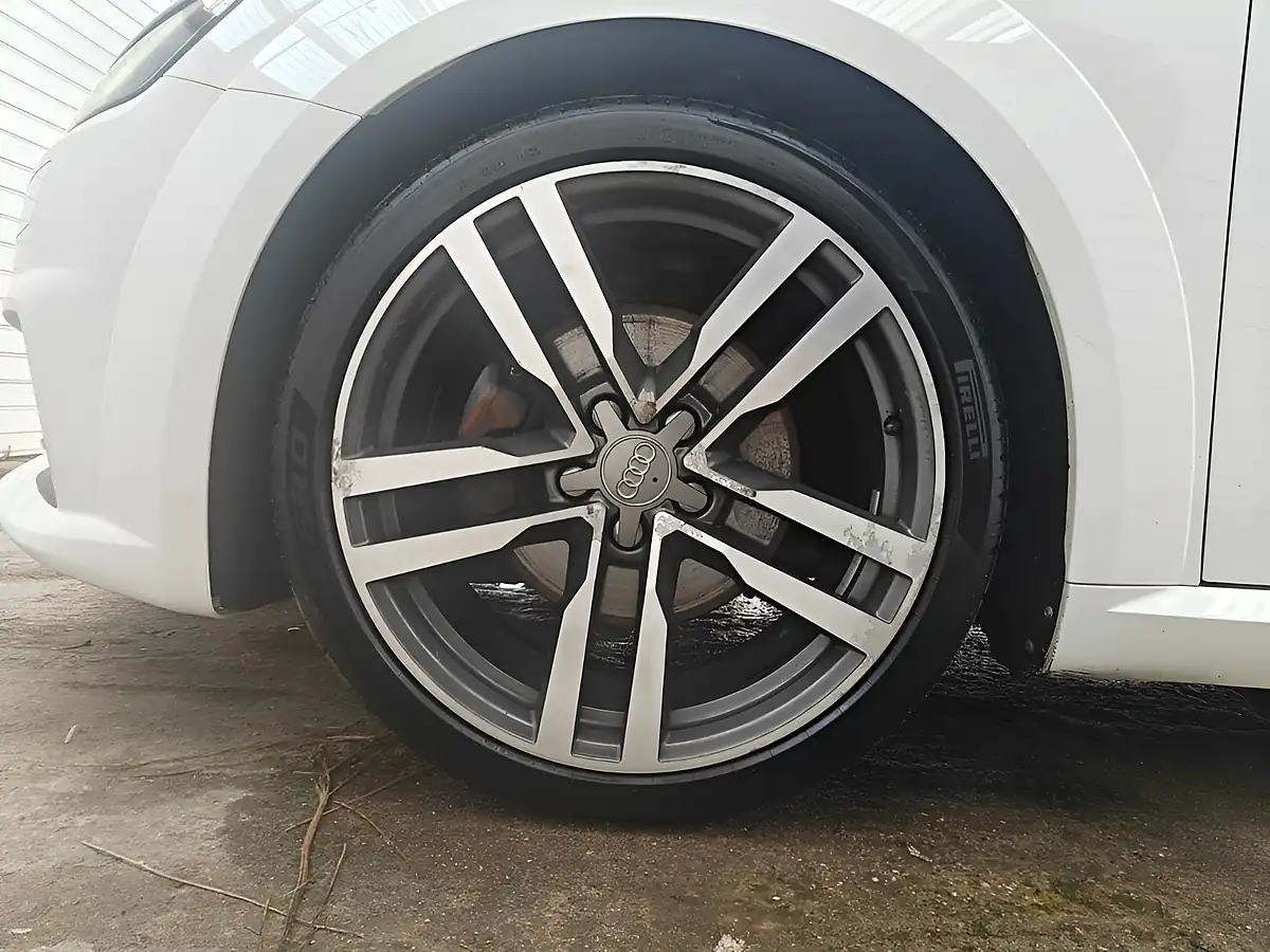 Used 2015 Audi Tt S Line White - Interior and Exterior details 11