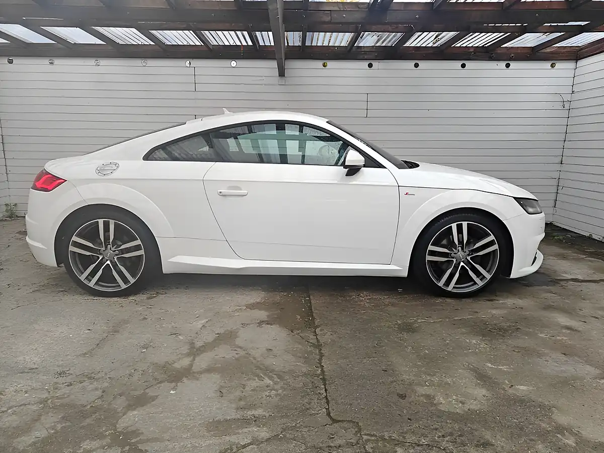 Used 2015 Audi Tt S Line White - Interior and Exterior details 9