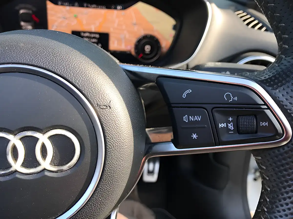 Used 2015 Audi Tt S Line White - Interior and Exterior details 11