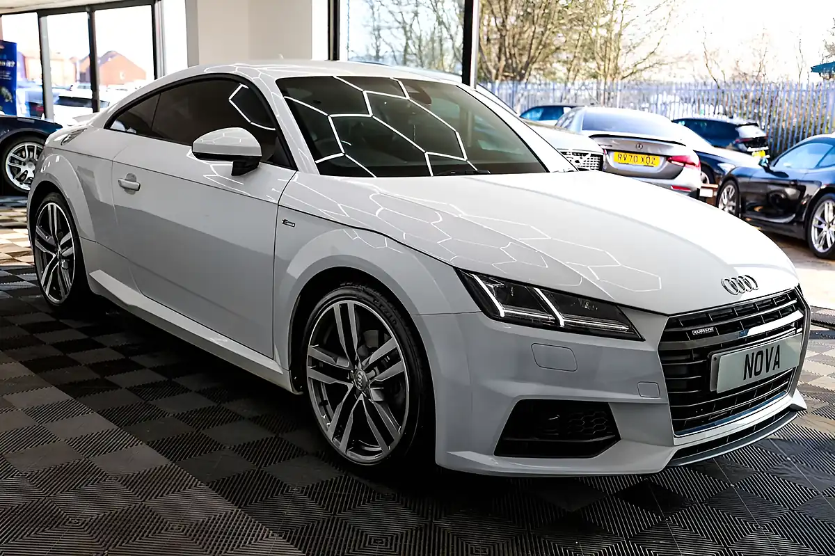 Used 2015 Audi Tt S Line White - Interior and Exterior details 17
