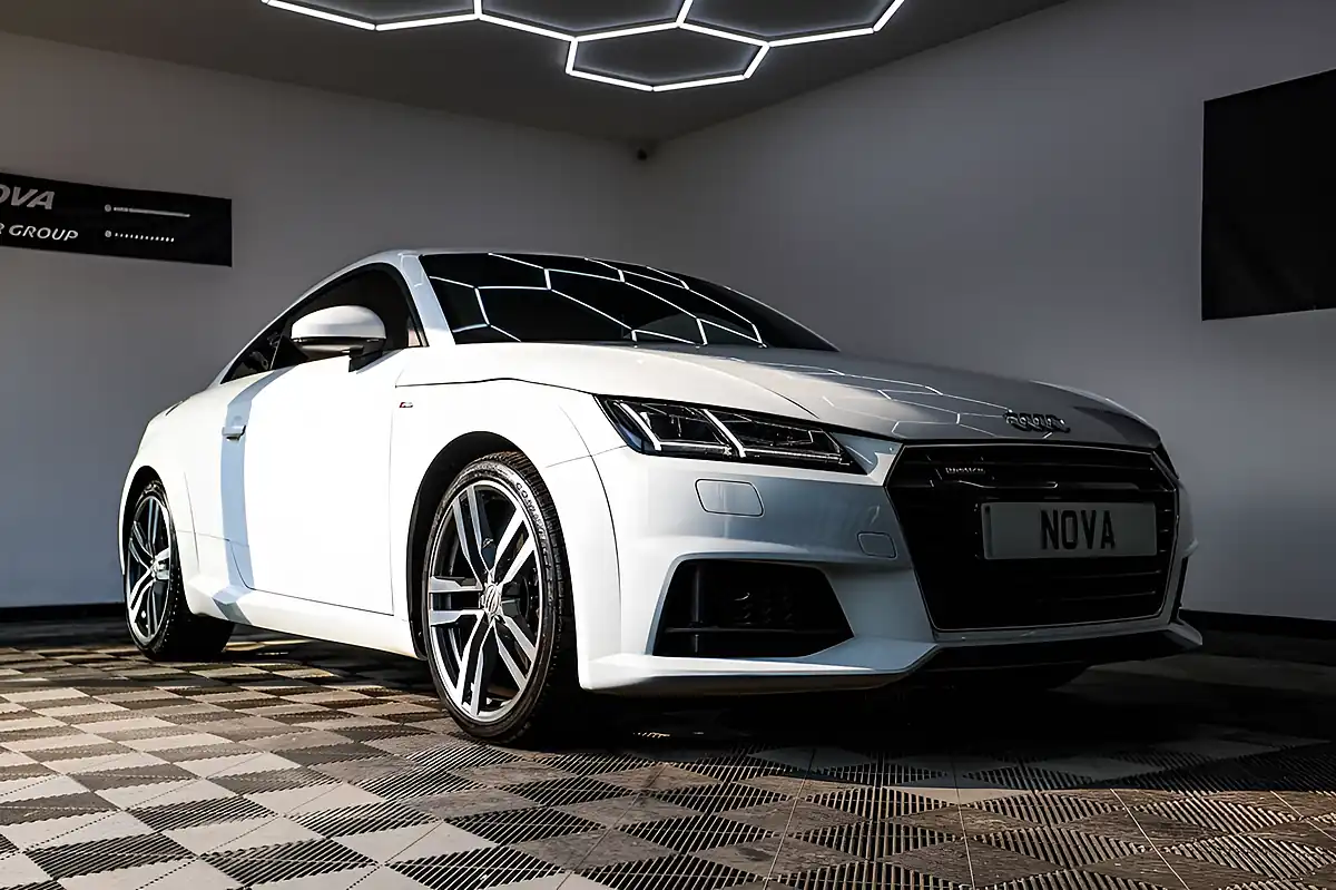 Used 2015 Audi Tt S Line White - Interior and Exterior details 5