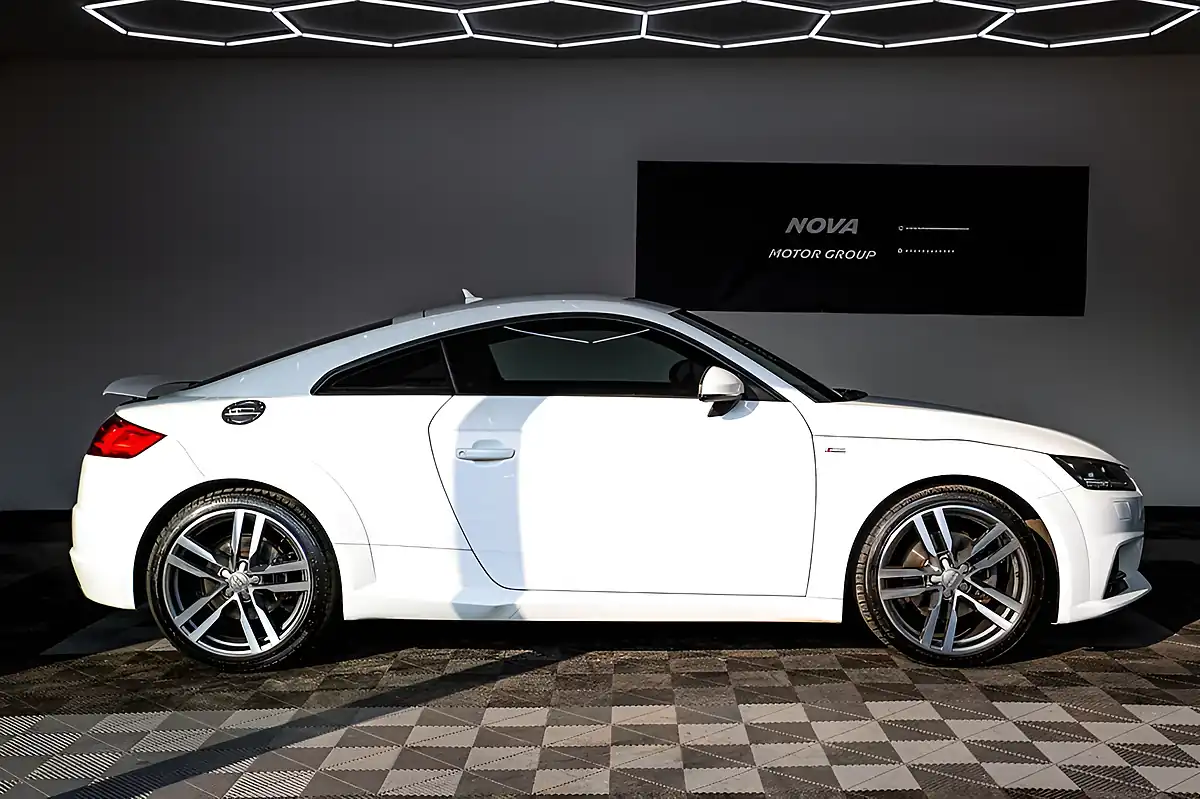 Used 2015 Audi Tt S Line White - Interior and Exterior details 9