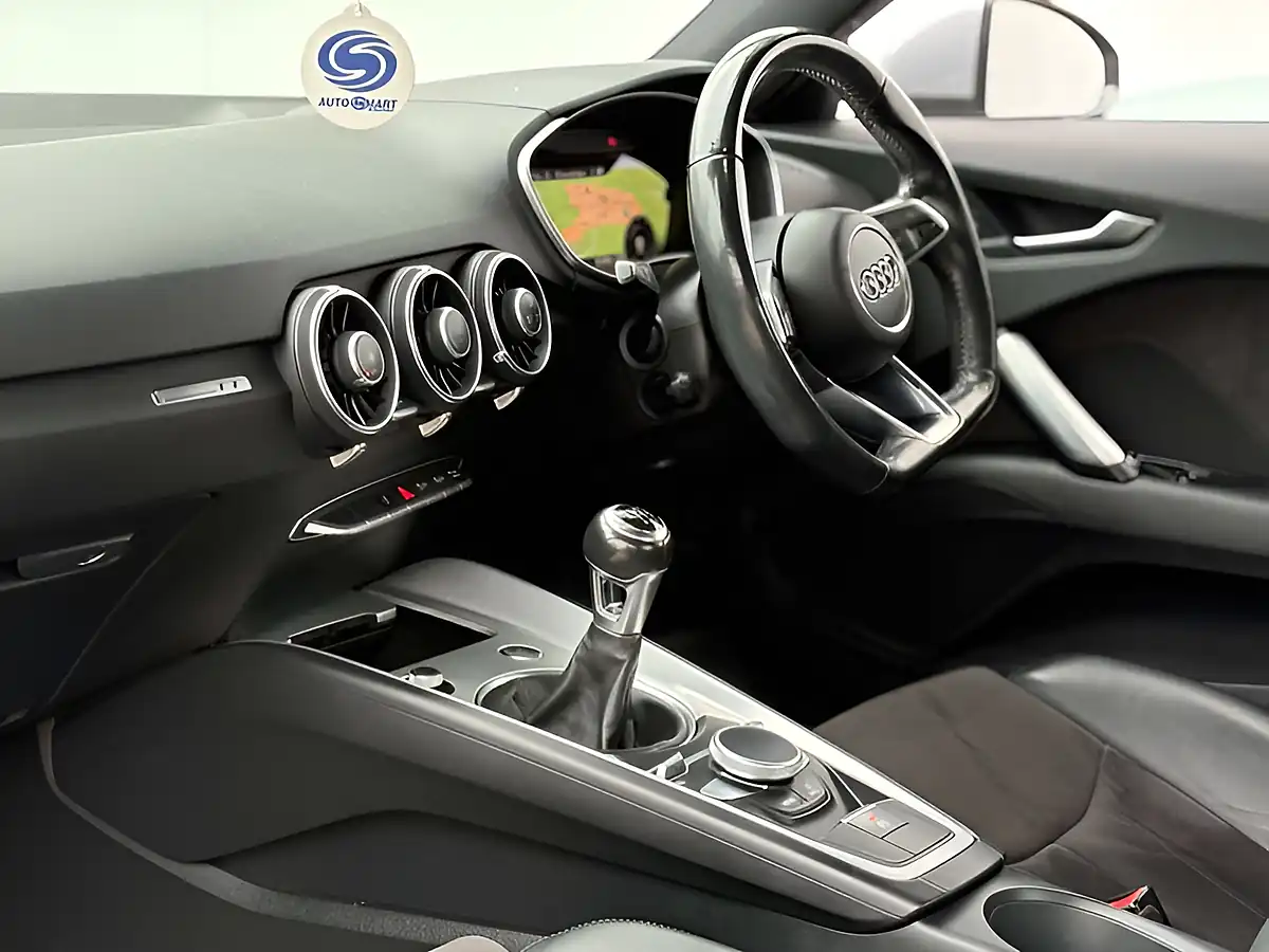 Used 2015 Audi Tt Sport Floret Silver - Interior and Exterior details 19