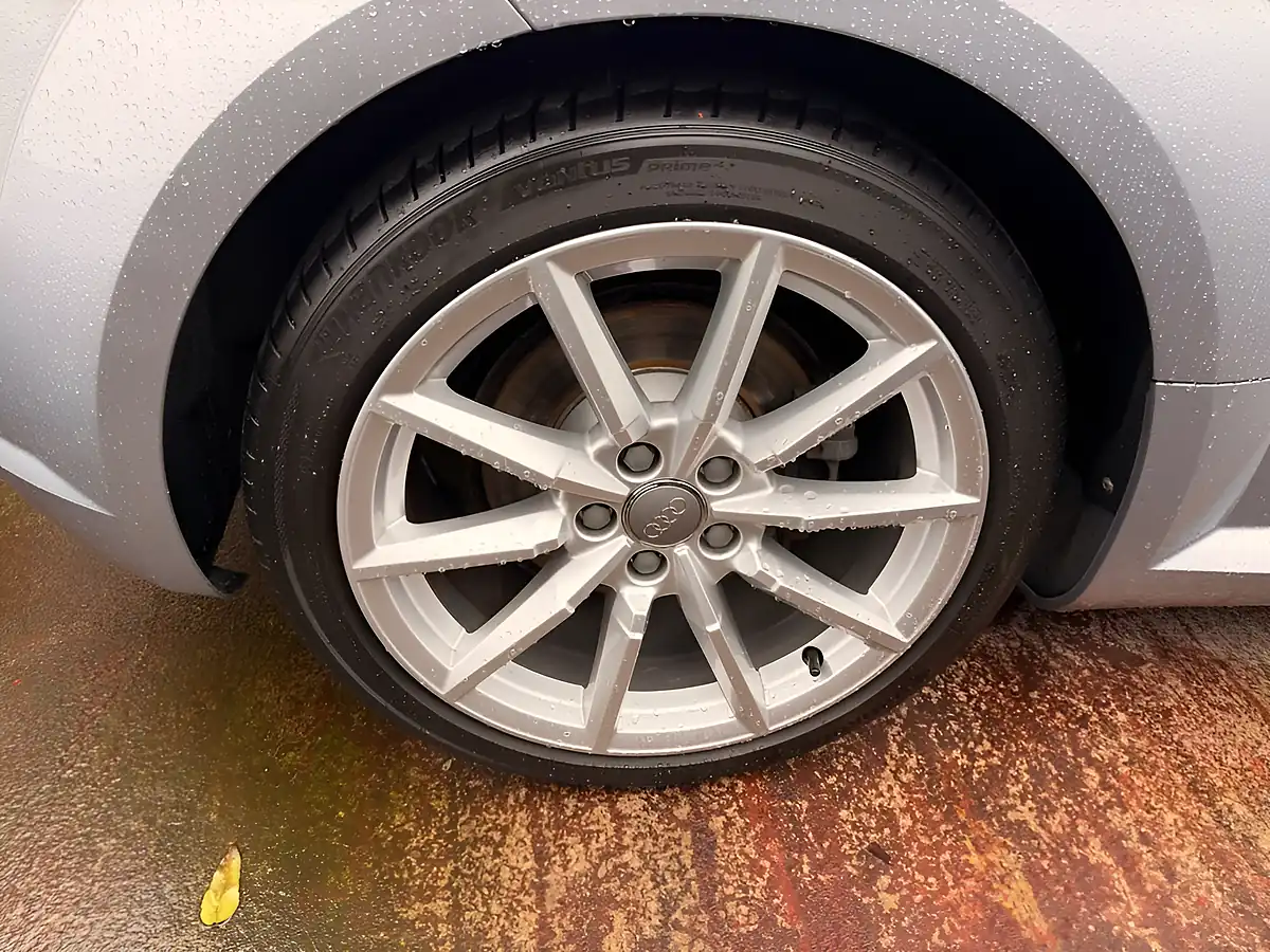 Used 2015 Audi Tt Sport Silver - Interior and Exterior details 5