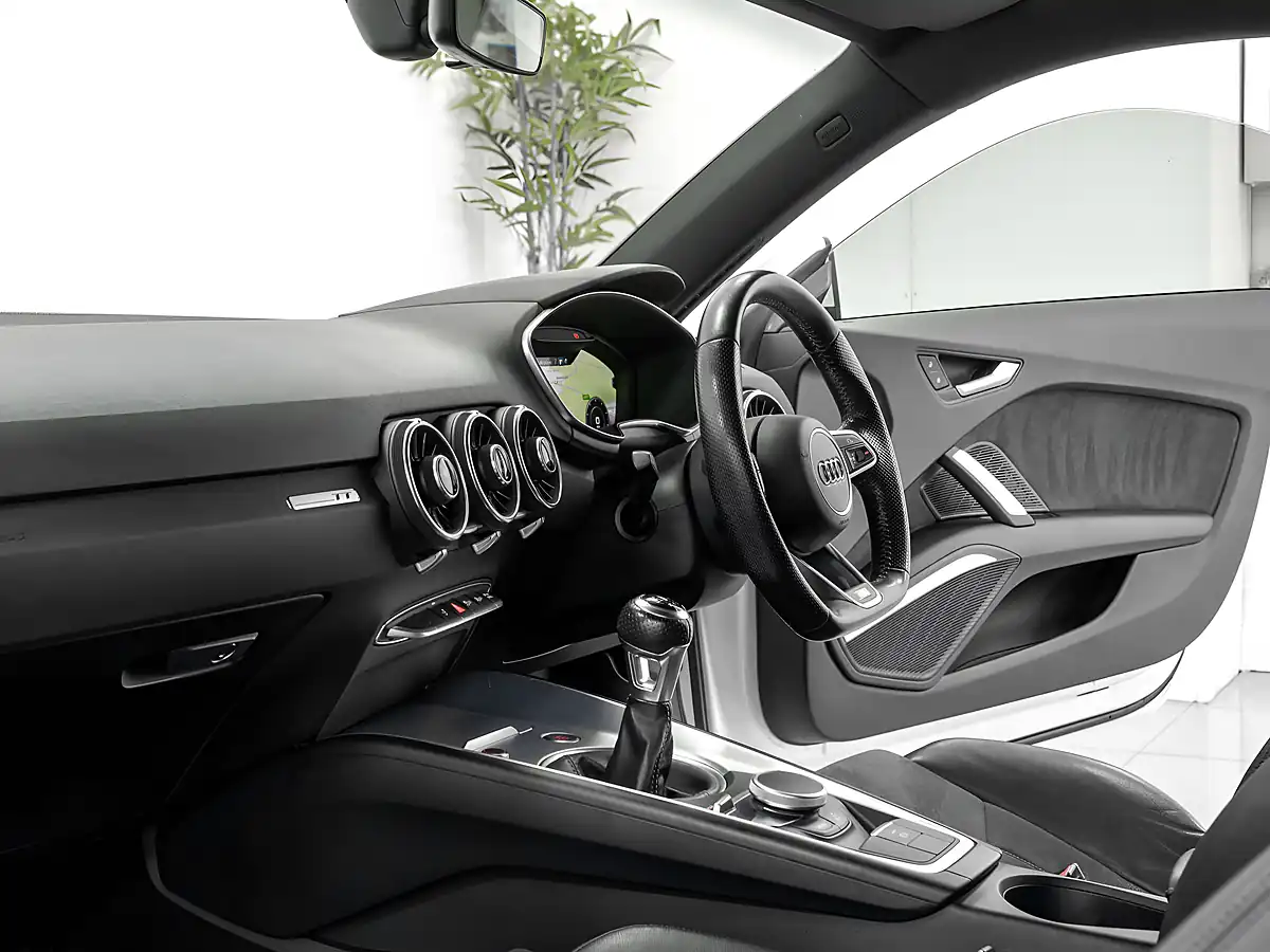 Used 2015 Audi Tt Ultra S Line Ibis White - Interior and Exterior details 16