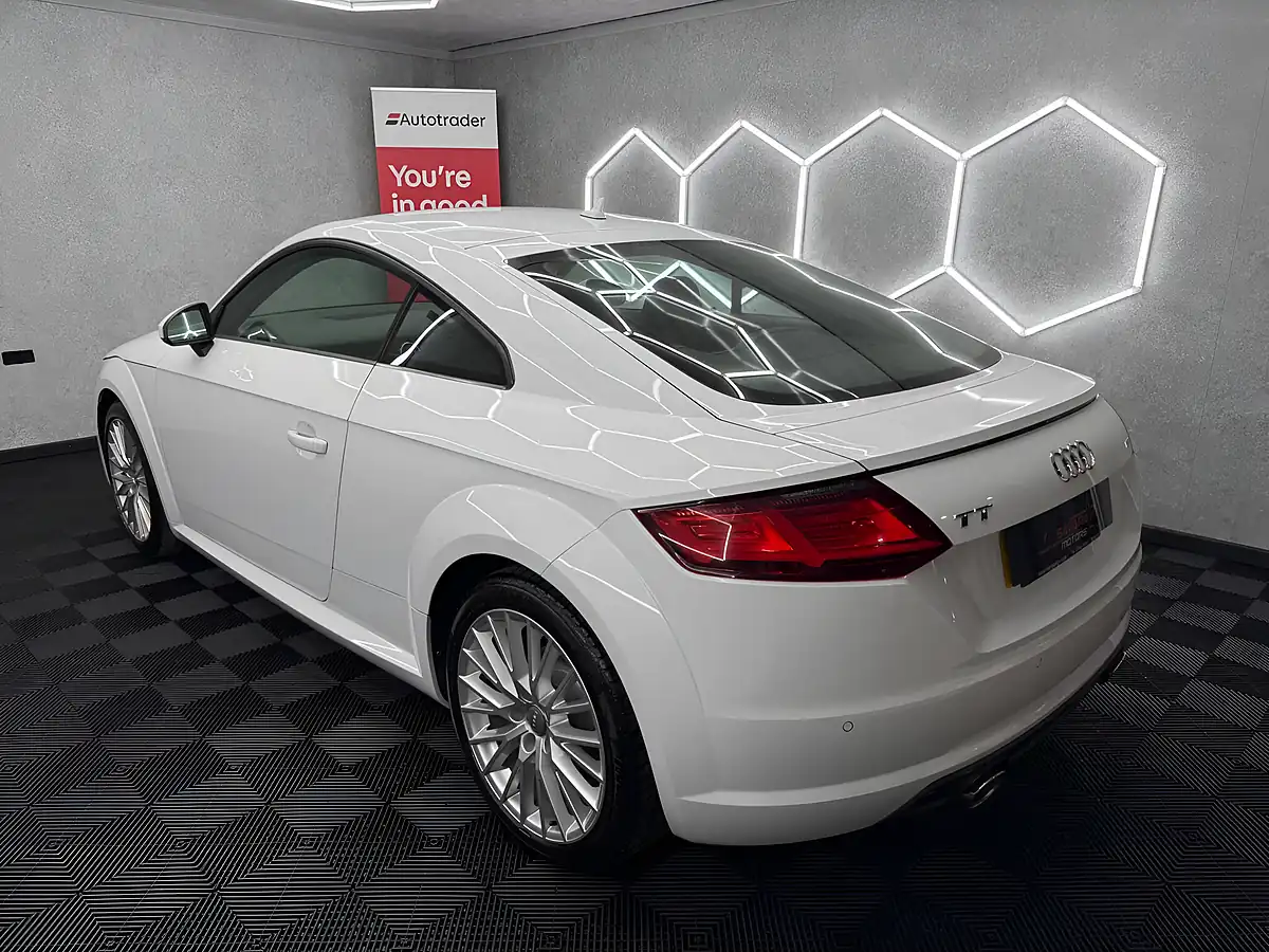 Used 2015 Audi Tt Ultra Sport White - Interior and Exterior details 10