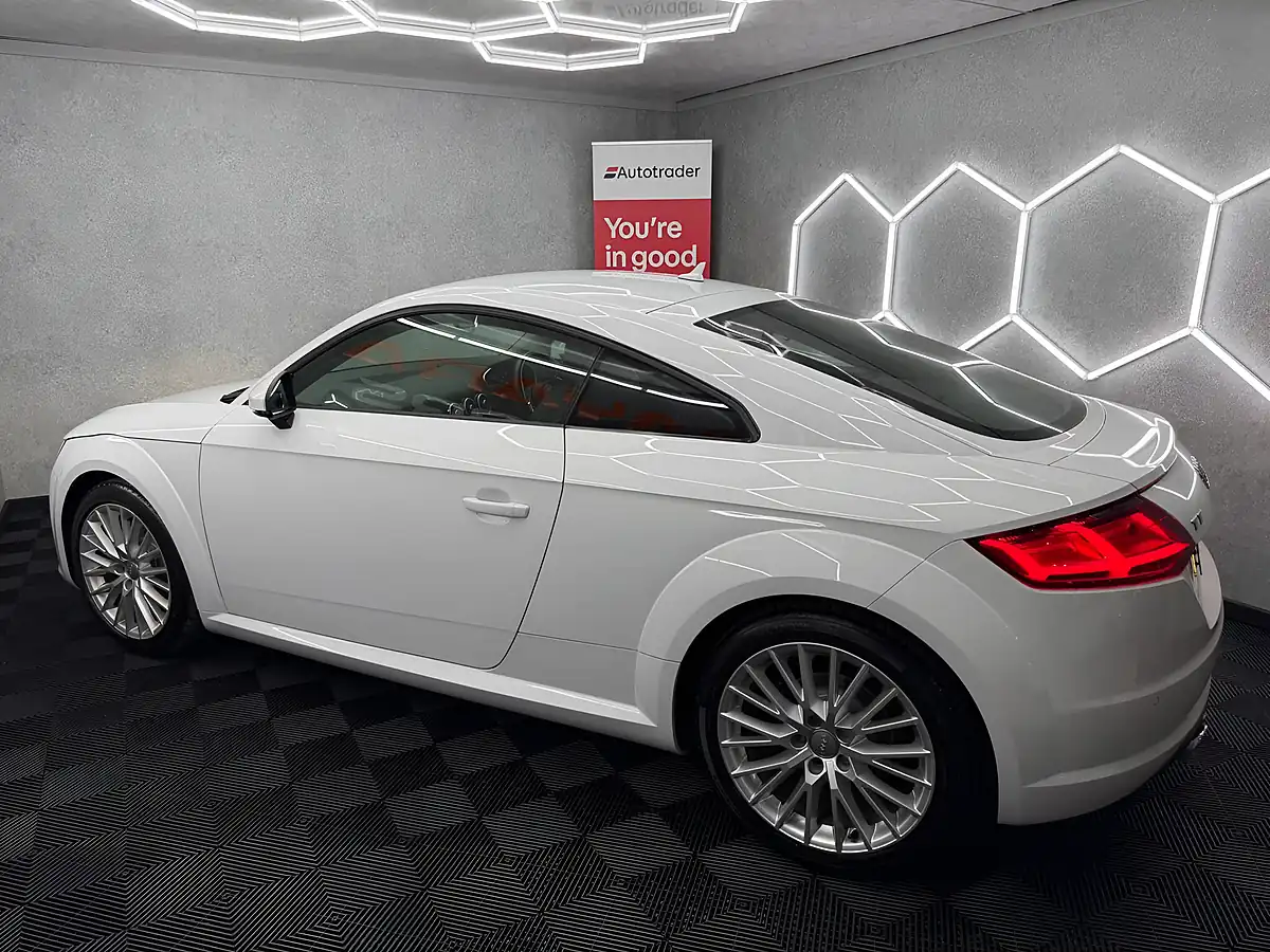 Used 2015 Audi Tt Ultra Sport White - Interior and Exterior details 12