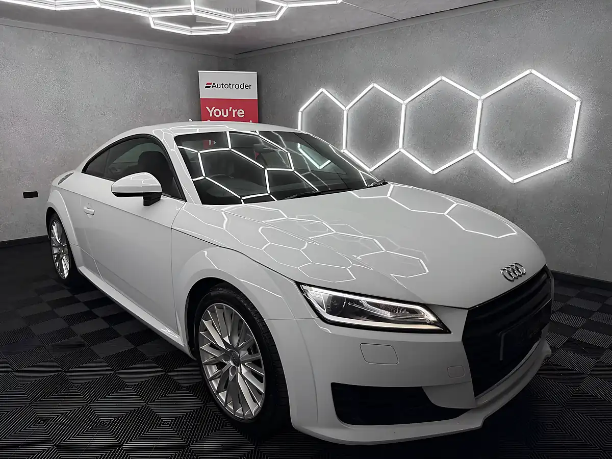 Used 2015 Audi Tt Ultra Sport White - Interior and Exterior details 6