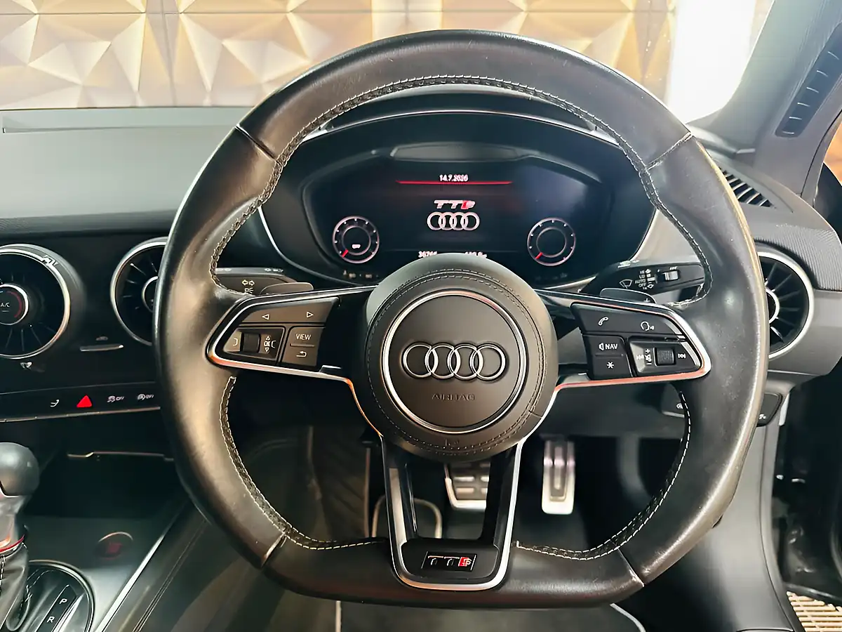 Used 2015 Audi Tts Coupe Black - Interior and Exterior details 17