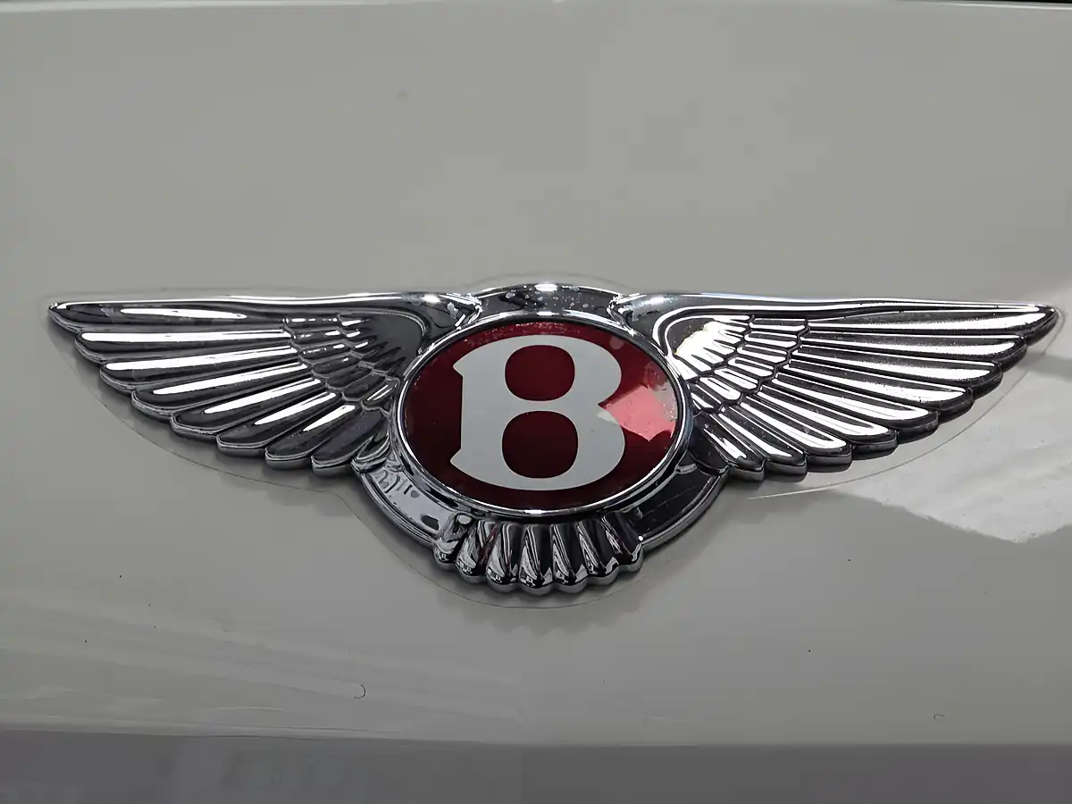 Used 2015 Bentley Continental GT White - Interior and Exterior details 16