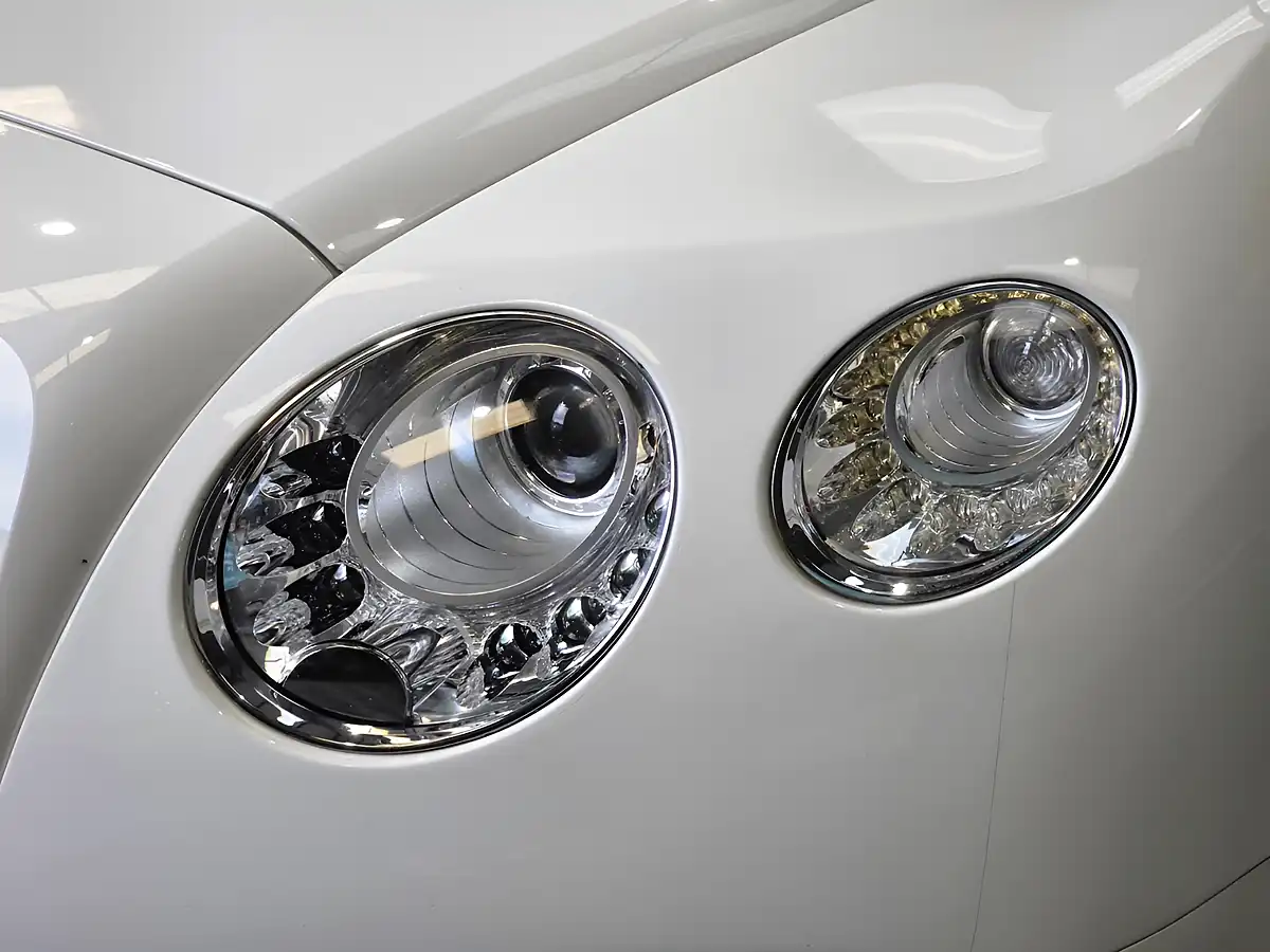 Used 2015 Bentley Continental GT White - Interior and Exterior details 20