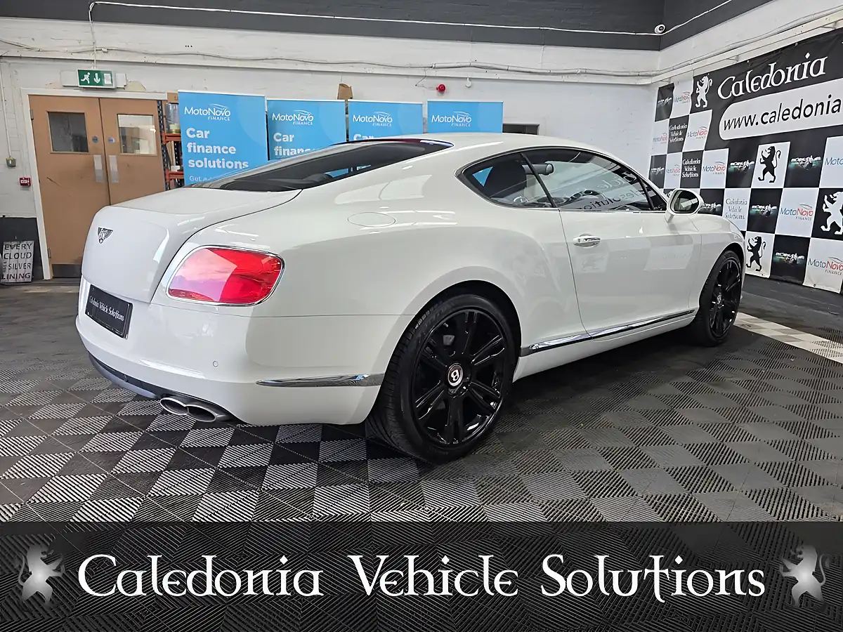 Used 2015 Bentley Continental GT White - Interior and Exterior details 4