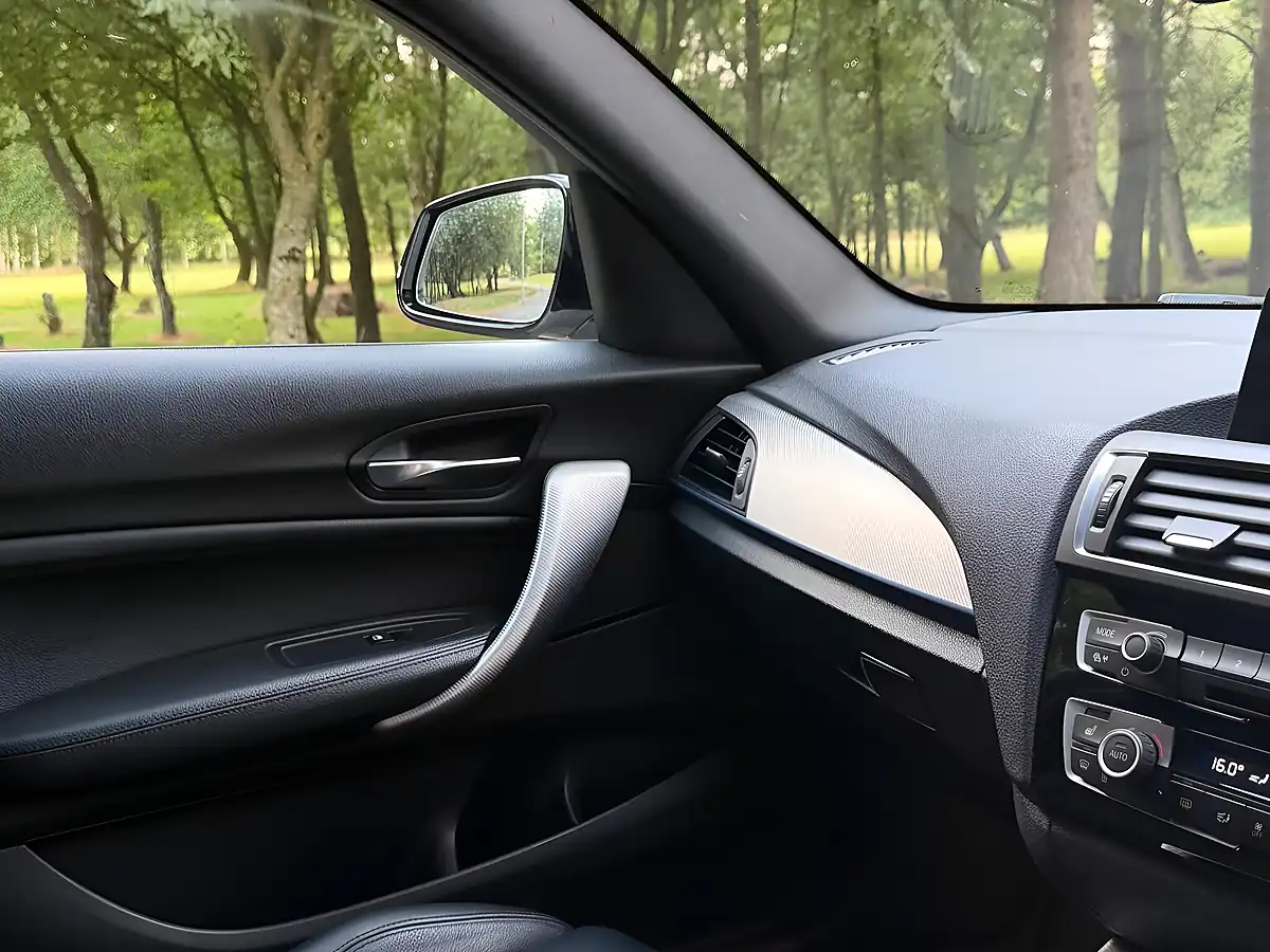 Used 2015 BMW 1 Series M Performance Alpine White - Interior and Exterior details 10