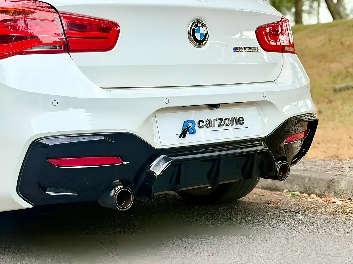 Used 2015 BMW 1 Series M Performance Alpine White - Interior and Exterior details 15