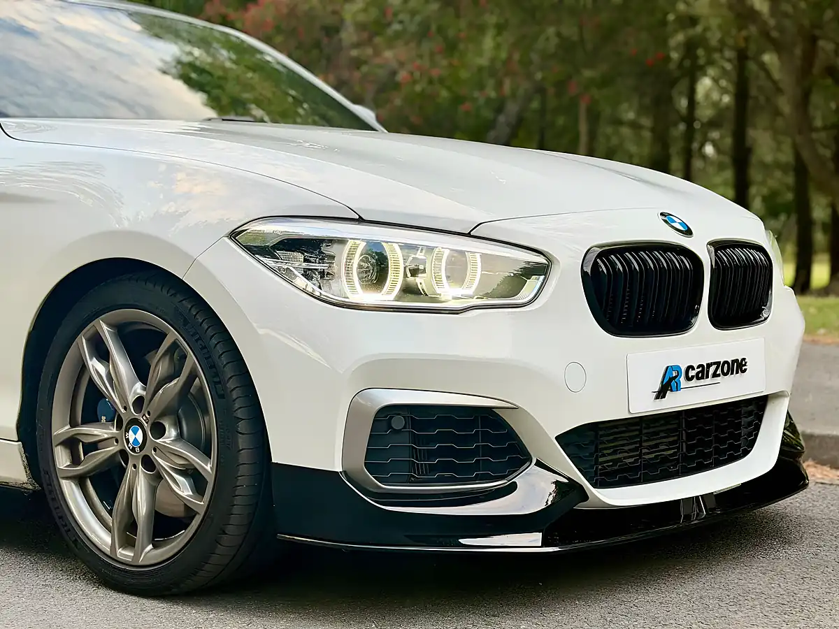 Used 2015 BMW 1 Series M Performance Alpine White - Interior and Exterior details 16