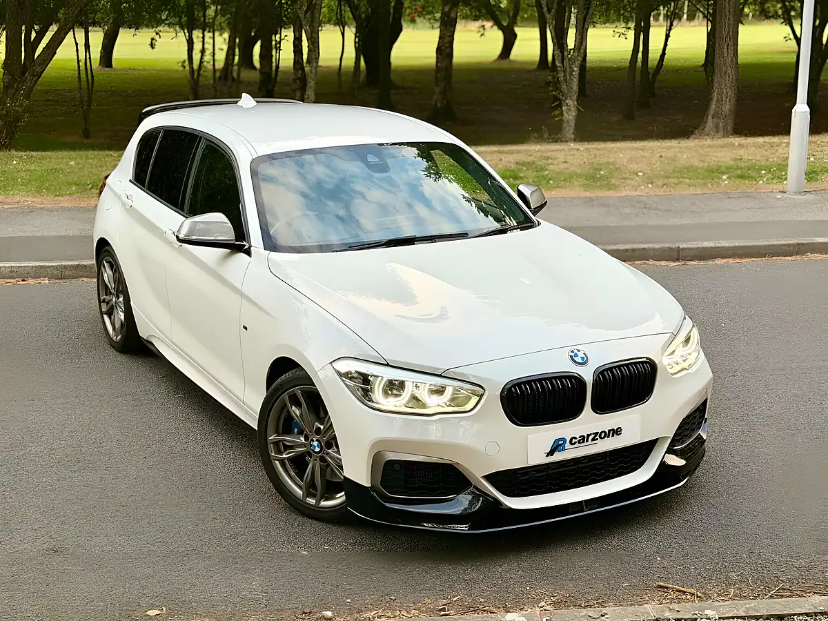 Used 2015 BMW 1 Series M Performance Alpine White - Interior and Exterior details 7