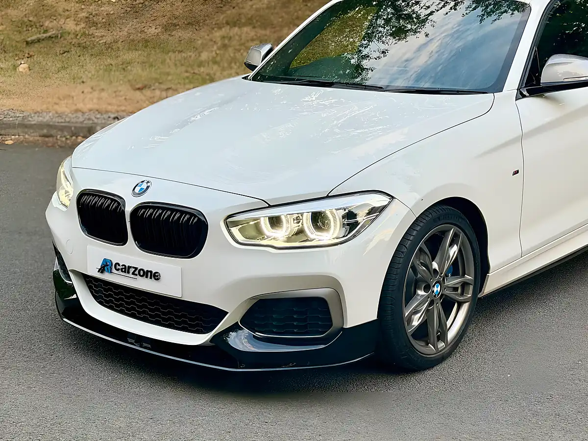 Used 2015 BMW 1 Series M Performance Alpine White - Interior and Exterior details 9