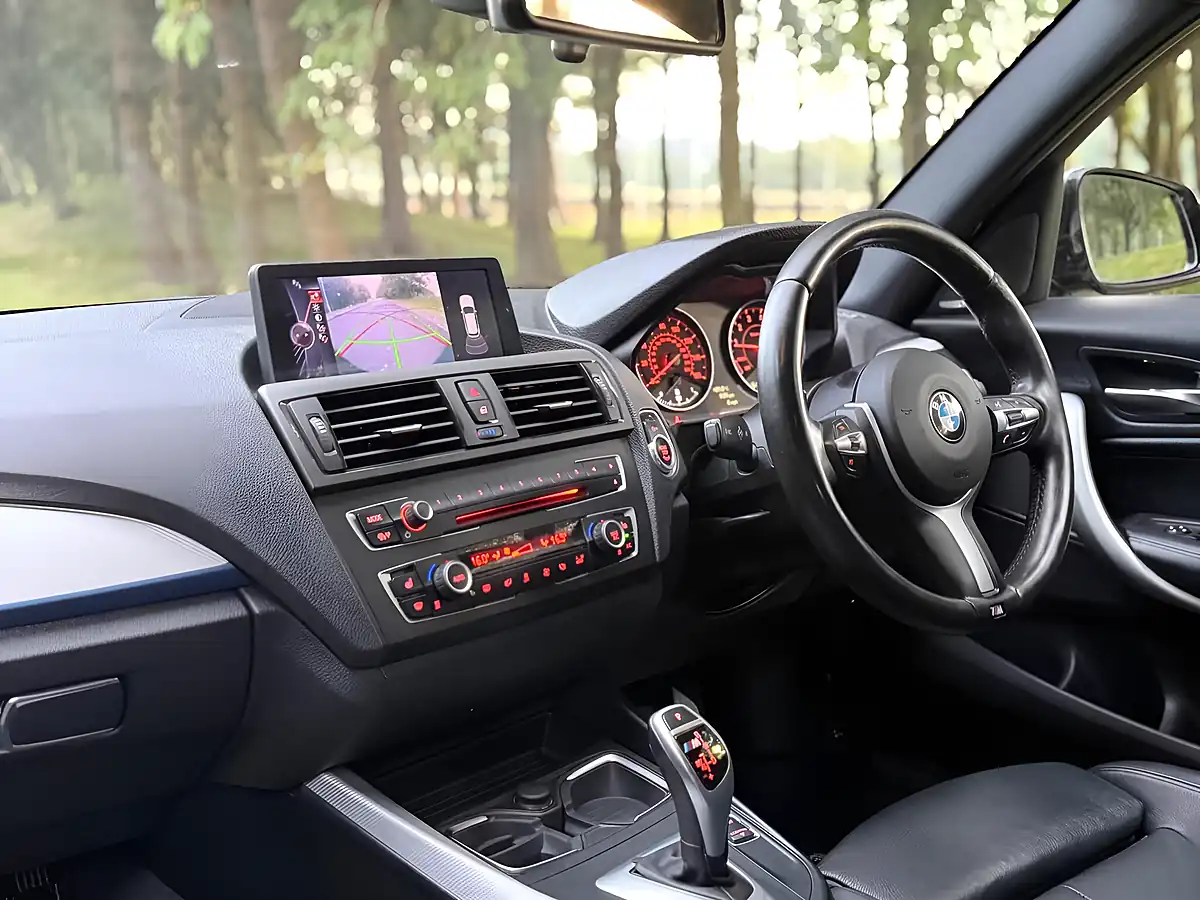 Used 2015 BMW 1 Series M Performance Black - Interior and Exterior details 3