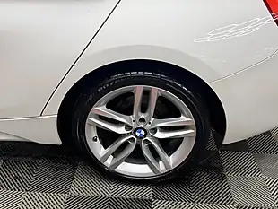 Used 2015 BMW 1 Series M Sport Alpine White - Interior and Exterior details 10