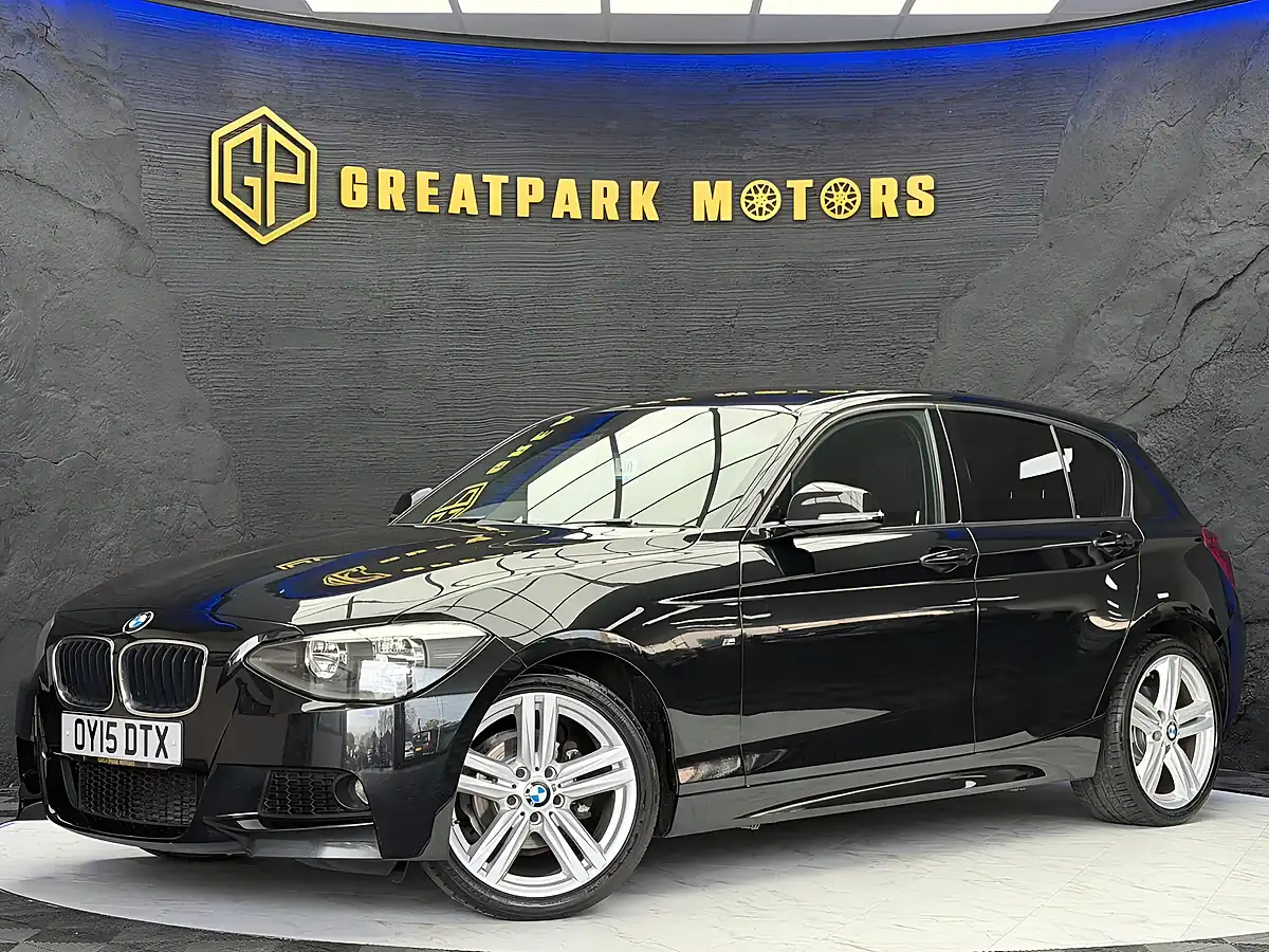 Used 2015 BMW 1 Series M Sport Black - Front View