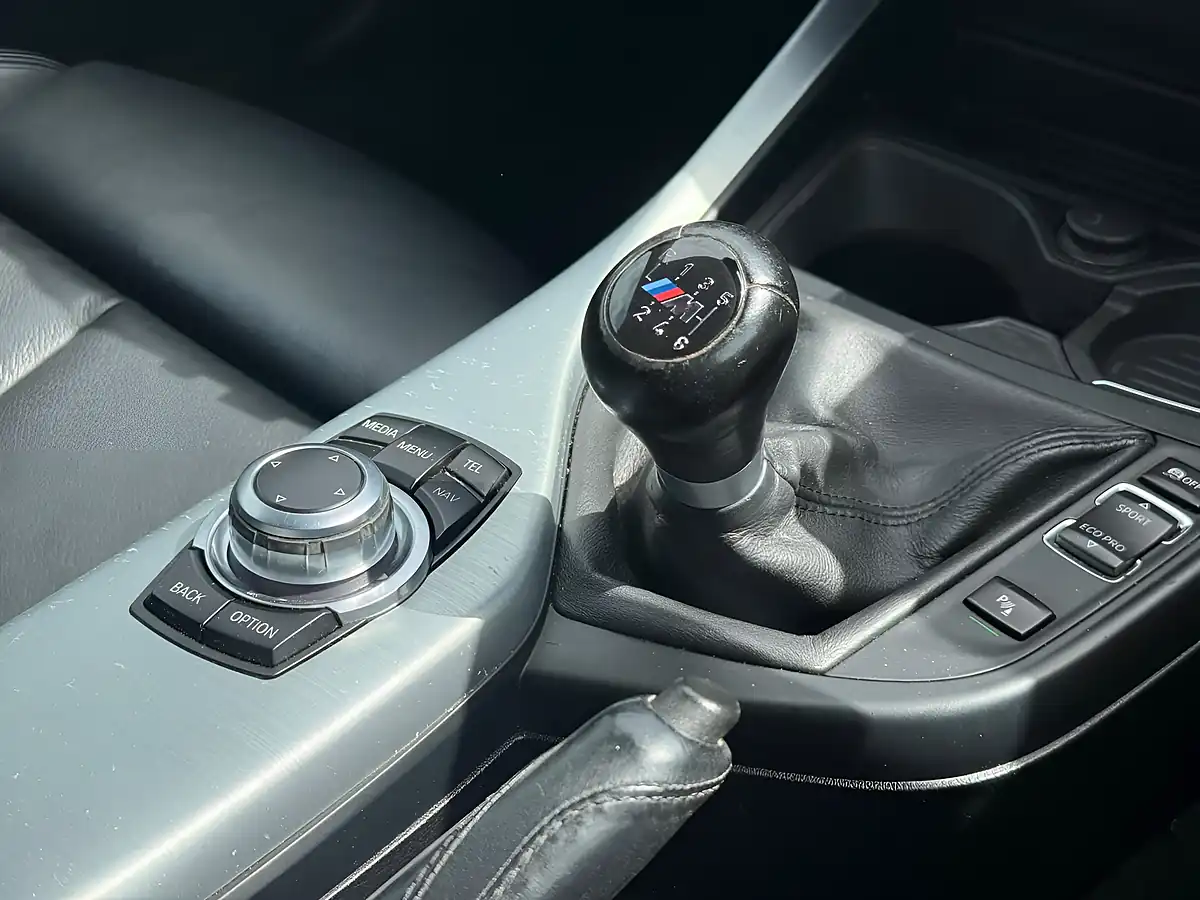 Used 2015 BMW 1 Series M Sport Blue - Interior and Exterior details 17